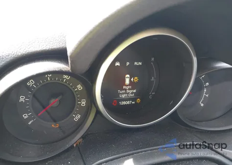 2016 Fiat 500X Trekking из США, поврежденный, VIN ZFBCFYCT9GP501828